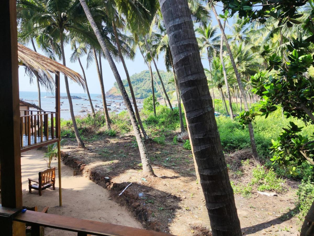 Sea Front Cottage Little Khola Cola Exterior photo