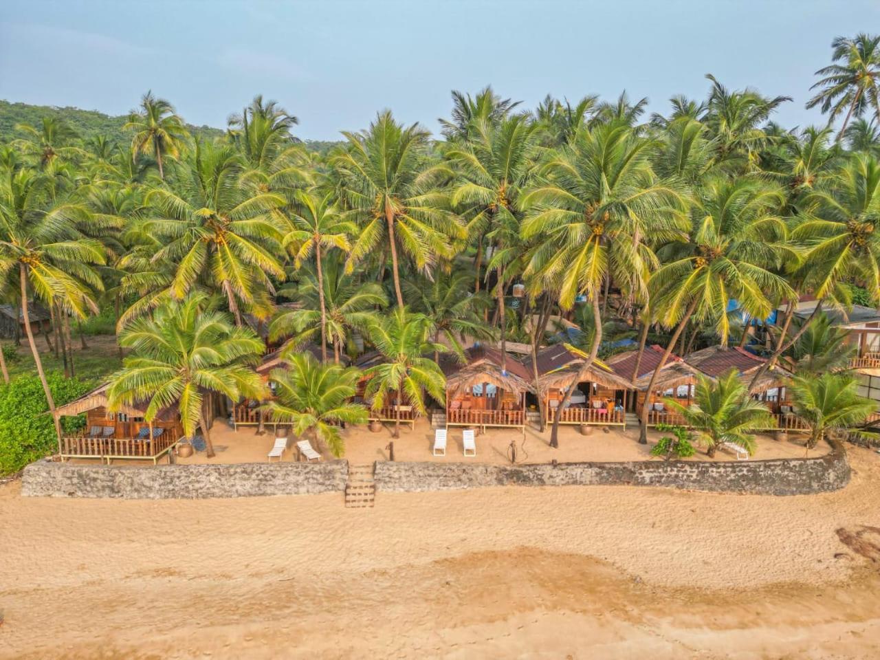 Sea Front Cottage Little Khola Cola Exterior photo